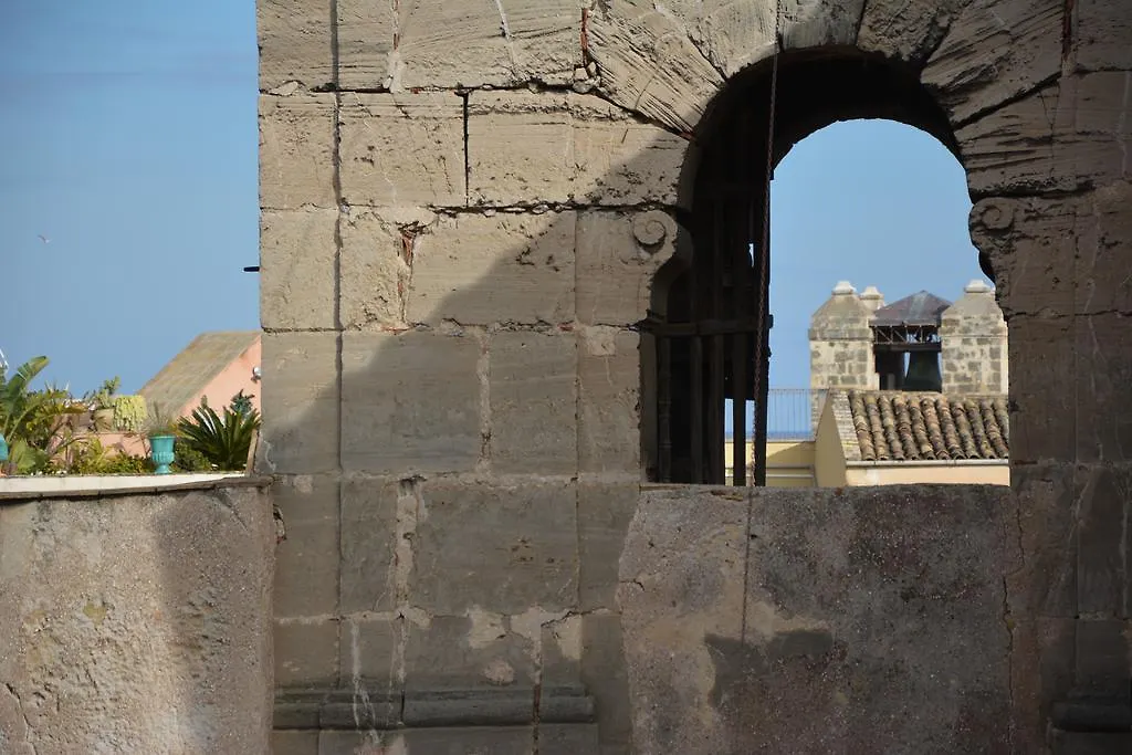 Overseas - Penthouse - Appartamento Attico - Palazzo San Matteo - Palerme 0*,