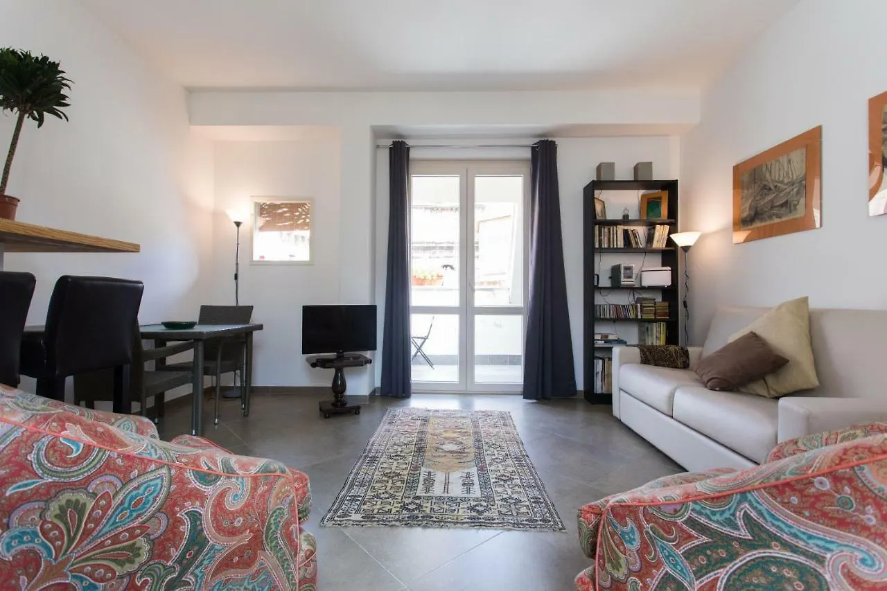 Overseas - Penthouse - Appartamento Attico - Palazzo San Matteo - Palerme 0*,  Italie
